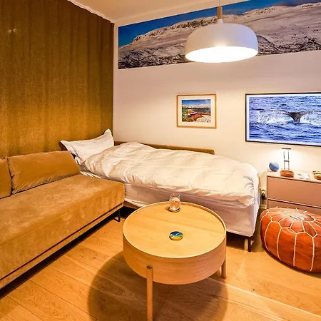 Arctic Sky Loft I Sea View I شقة *
