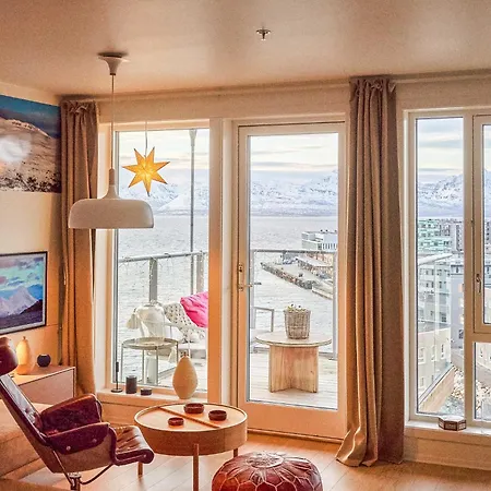 Arctic Sky Loft I Sea View I شقة ترومسو