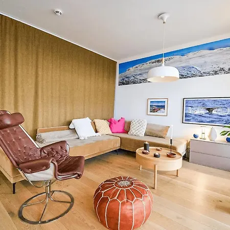 Arctic Sky Loft I Sea View I ترومسو